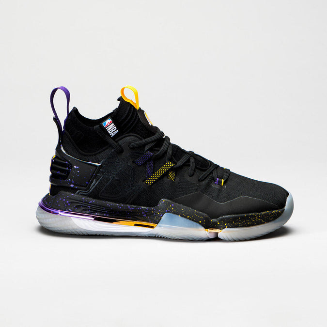 





Mid-Rise Basketball Shoes SE900 - Black/NBA Los Angeles Lakers, photo 1 of 9